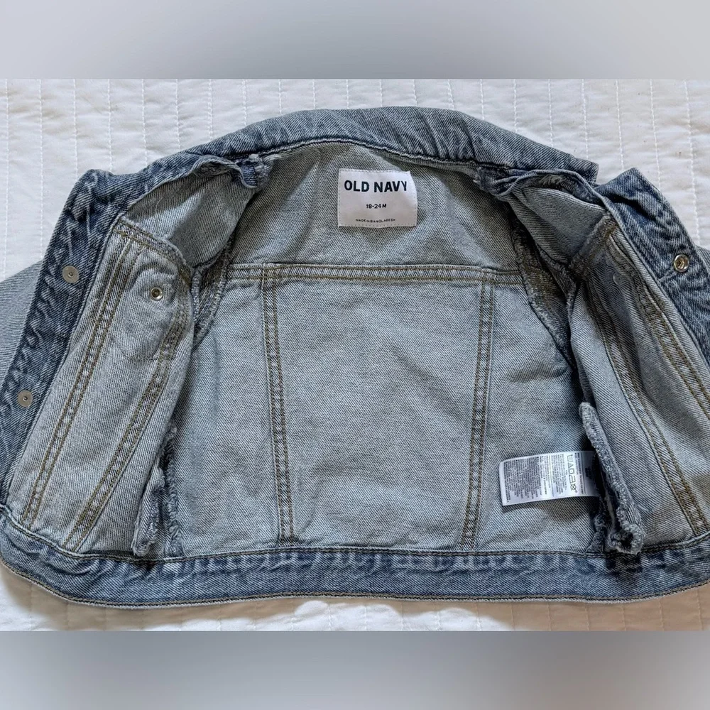 Old Navy Unisex Light-Wash Jean Jacket Sz 18-24 Months